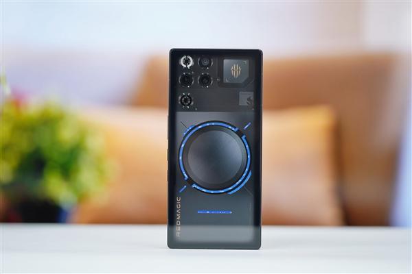 配资炒股app最新版本 迄今性能最强安卓手机！红魔11 Pro+ 411万分独孤求败